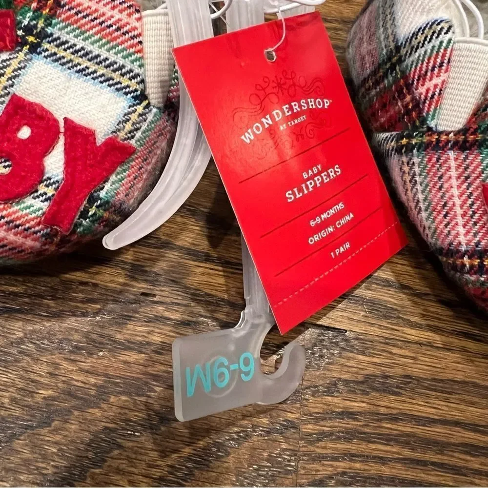 🍭6/$30 New Baby Elf Faux Fur Lined Plaid Christmas Holiday Slippers 6-9 m